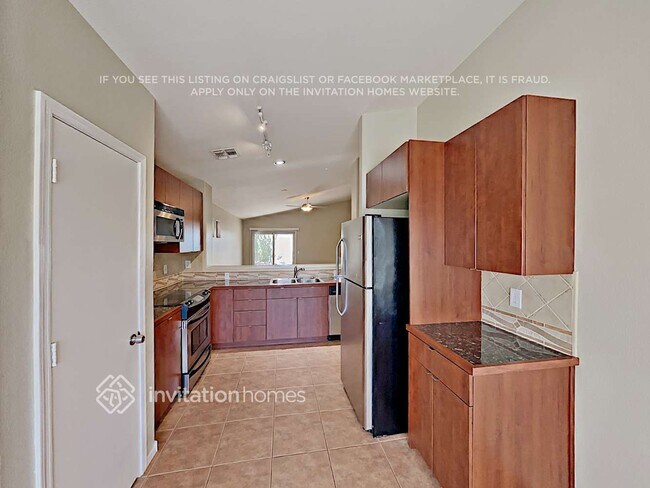 Foto del edificio - 1896 S Pinto Dr