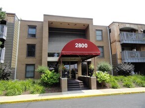 Building Photo - 2800 Hamline Ave N