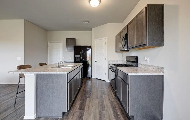 Building Photo - Fully Fenced 3 Bedroom!