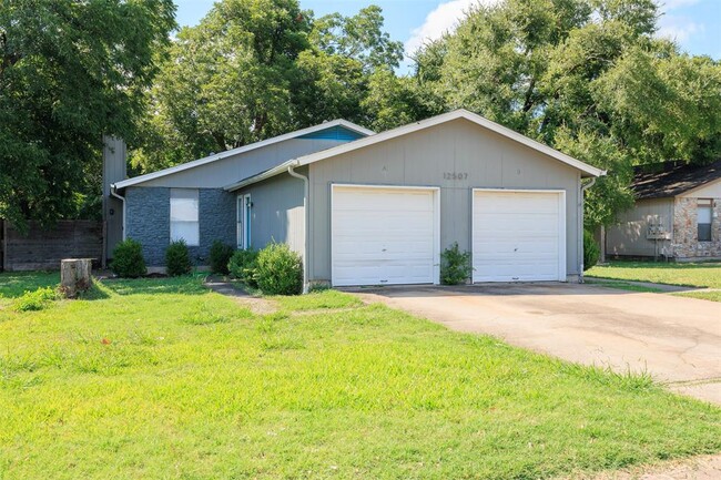 Building Photo - 12507 Turtle Rock Rd