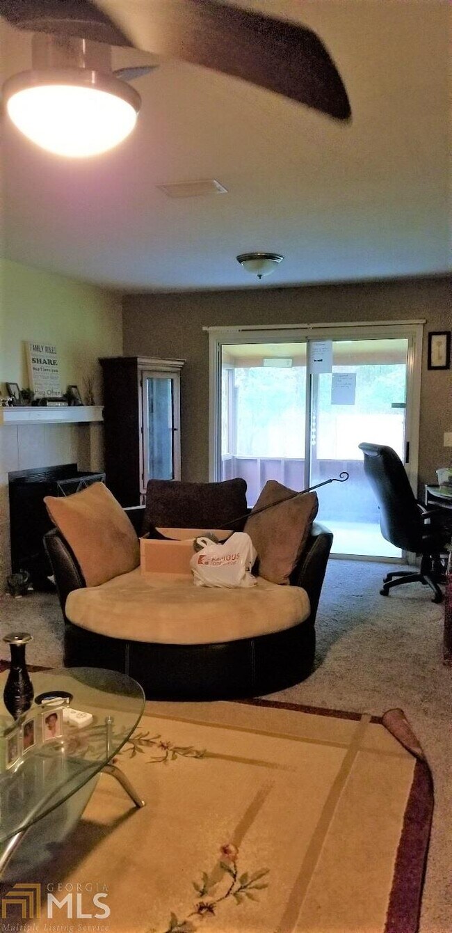 Foto del edificio - 211 Norwood Dr