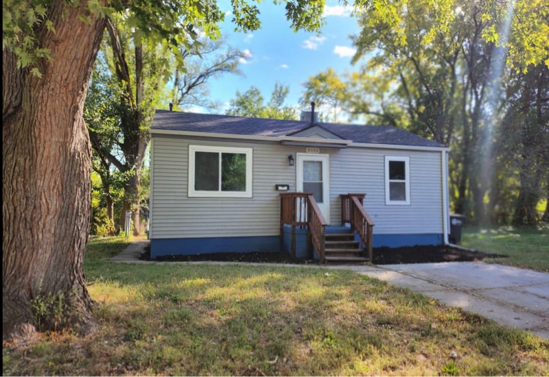 Photo - 3355 N 40th Ave (Omaha, NE)