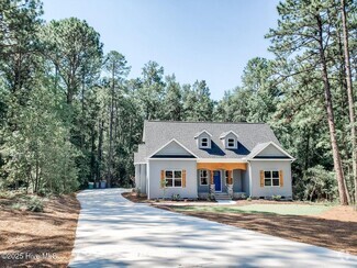 Building Photo - 9 Clarendon Ln