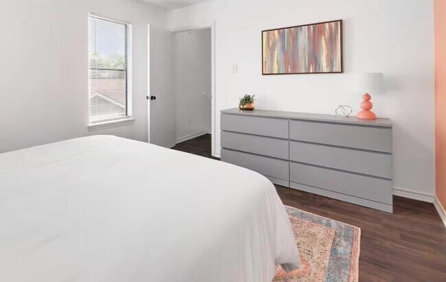Foto del edificio - 13305 Saddlebrook Trail