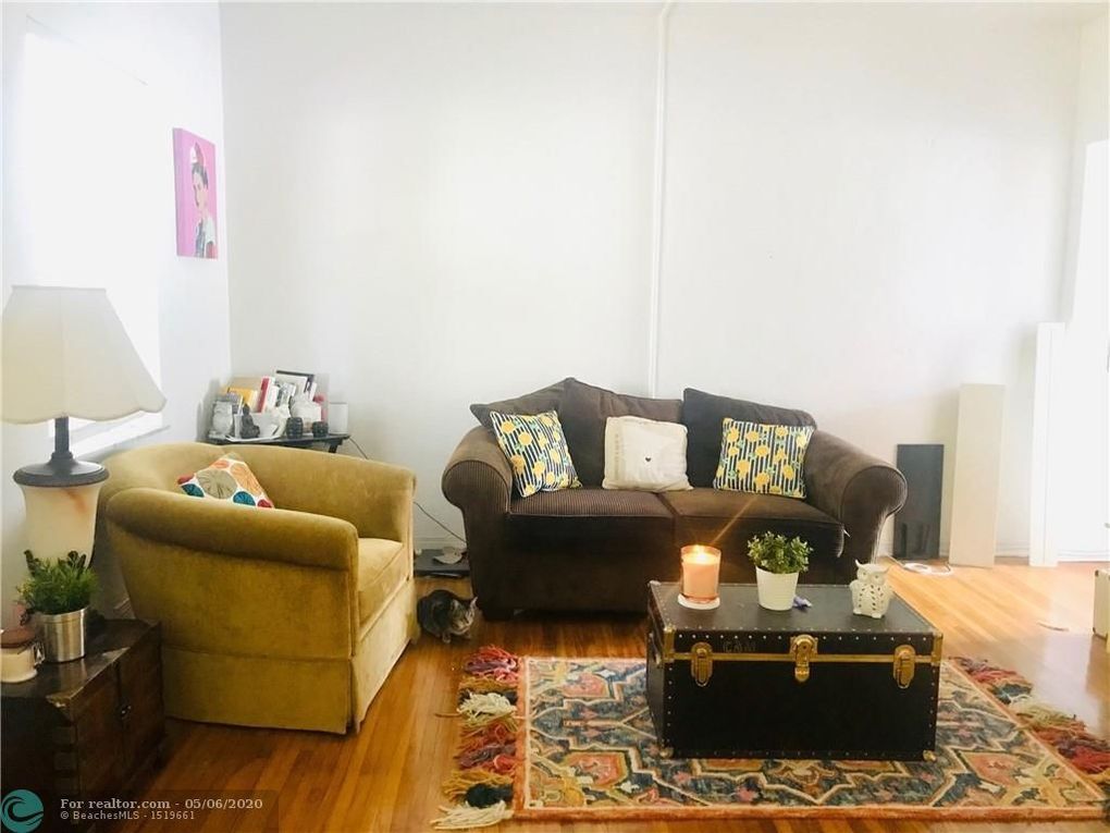 Foto del edificio - 8910 Collins Ave