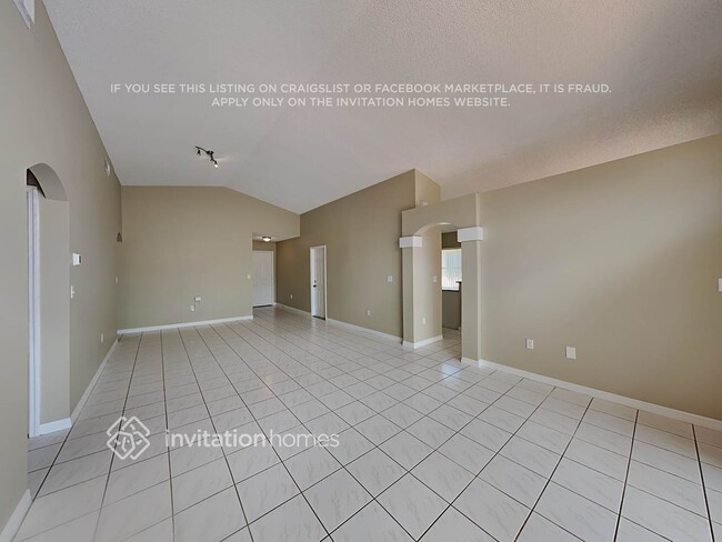 Building Photo - 15745 SW 82nd St