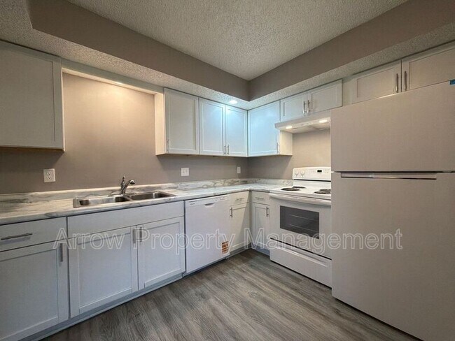 Foto del edificio - 660 S 20th St