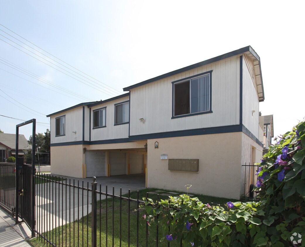 Foto del edificio - 2987 L St