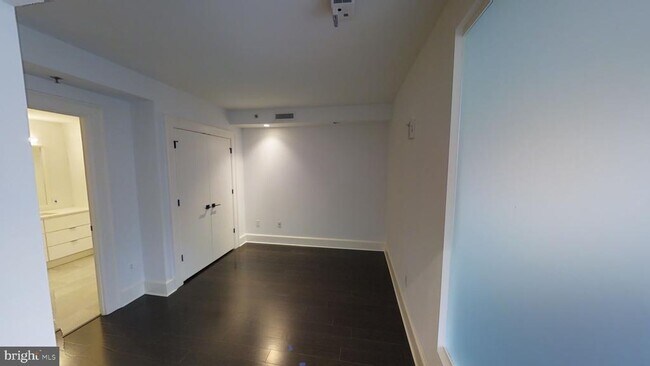 Foto del edificio - 1011 M St NW