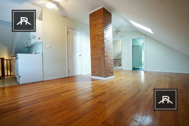 Foto principal - 1 bedroom in Brighton MA 02135