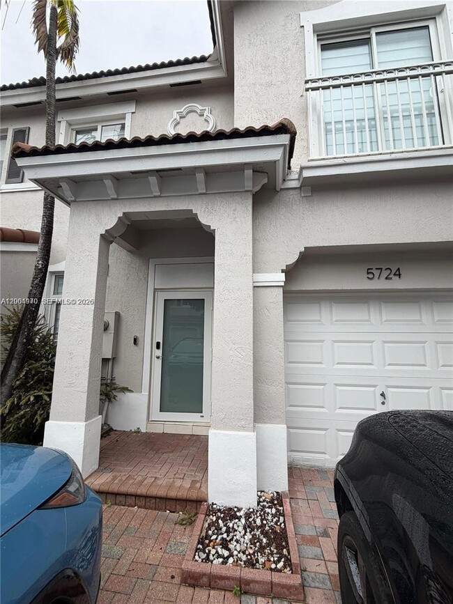 Building Photo - 5724 NW 112th Pl