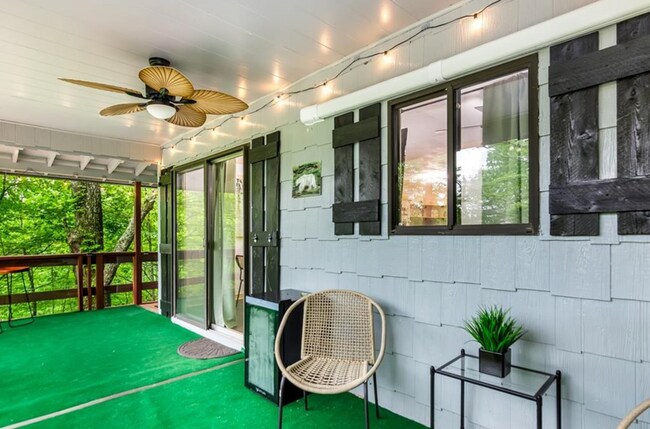 Foto del edificio - 338 Canter Ct