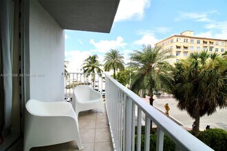 Building Photo - 1255 Collins Ave
