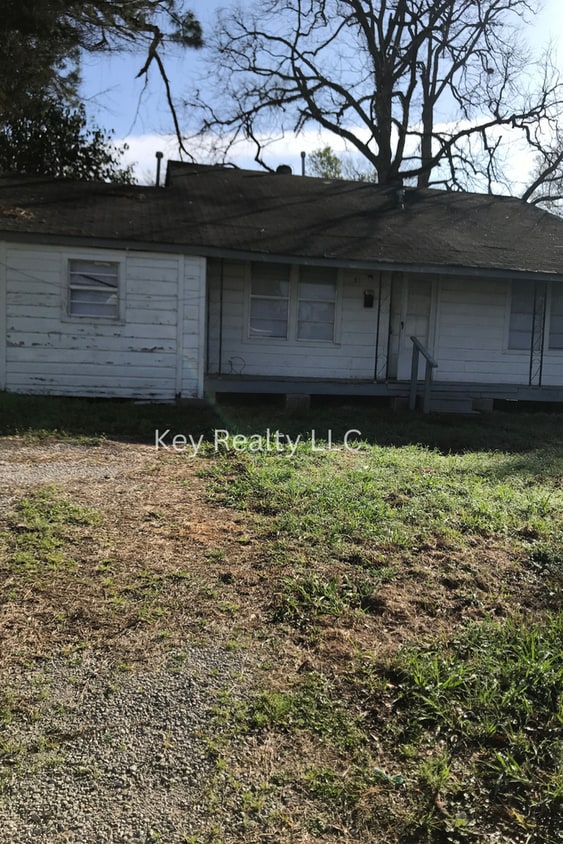 Primary Photo - ****41 Westwood - Alexandria