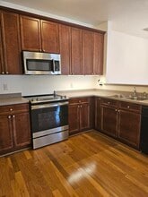 Building Photo - 8401 Callabee Way
