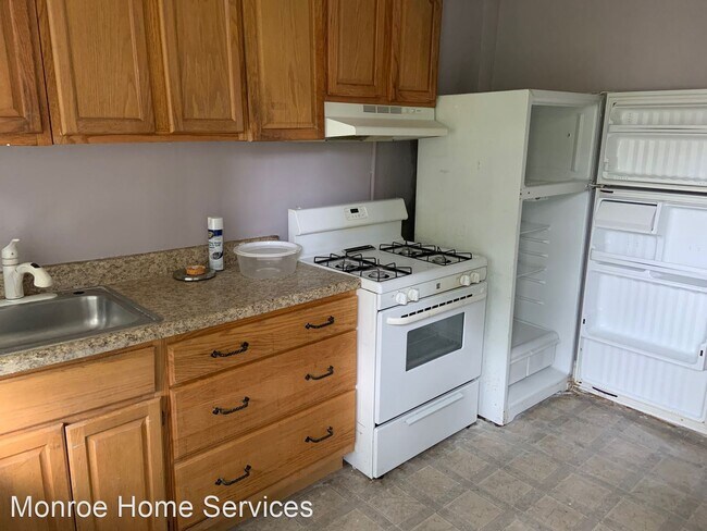 Building Photo - 3 br, 1 bath House - 326 S. Payson St