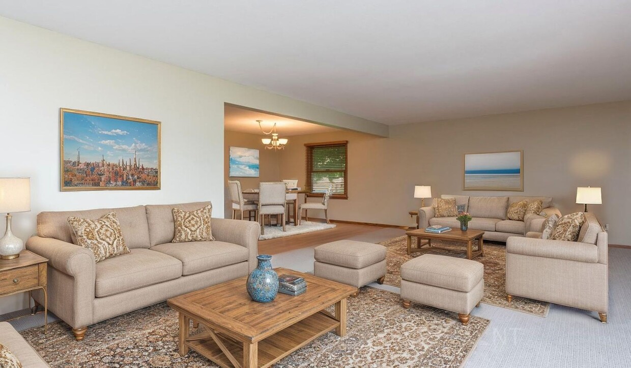 Primary Photo - LARGE AND SPACIOUS, YET COZY AND QUAINT RA...