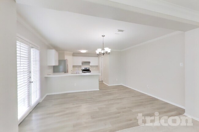 Foto del edificio - 12607 Rio Grande Ln