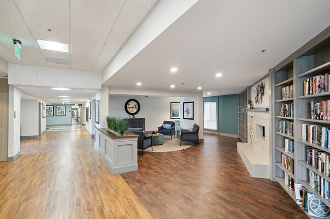Building Photo - Redwood Seniors of Willow Glen - 55+