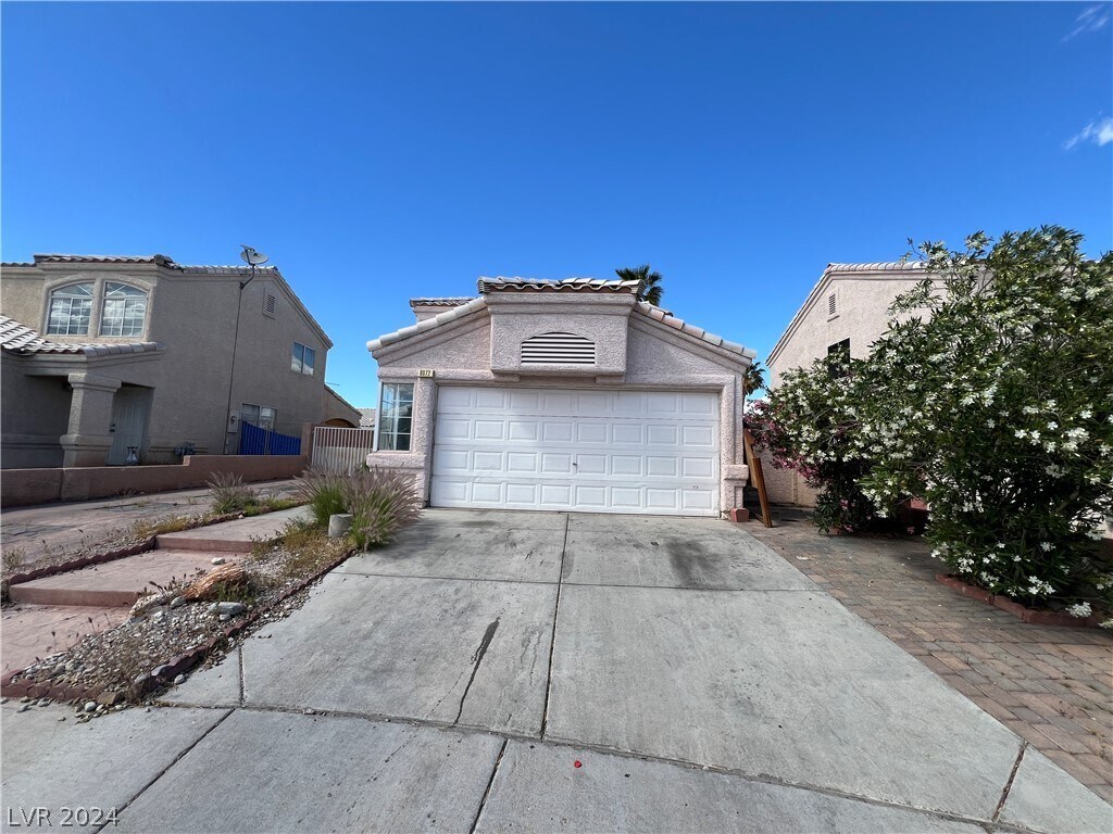 Primary Photo - 8072 Cetus Cir