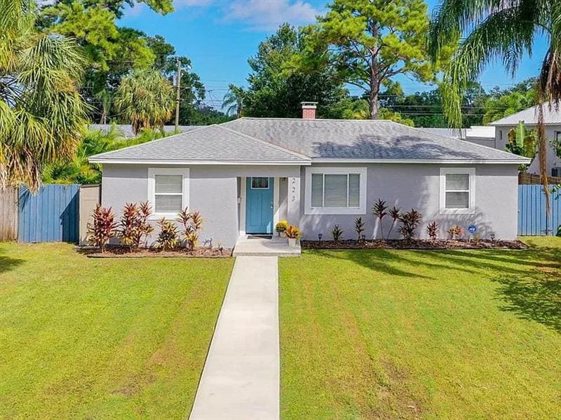 This home is bright and airy House Rental in Saint Petersburg, FL
