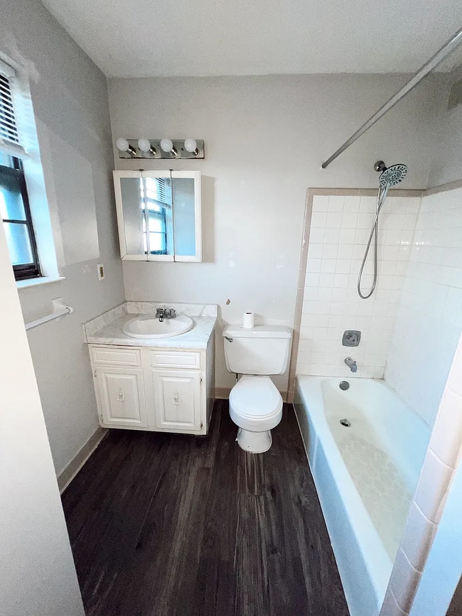 Foto del edificio - 4818 S 3rd St