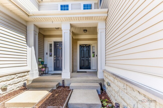 Building Photo - 2659 Dunraven Ave