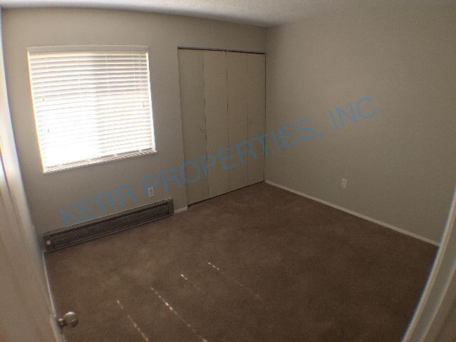 Foto del edificio - 200 SW Florence Ave