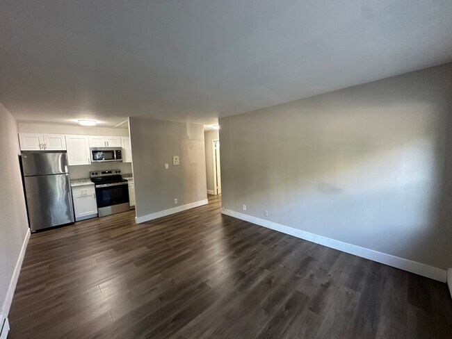 Foto del edificio - 1560 N Prospect Ave