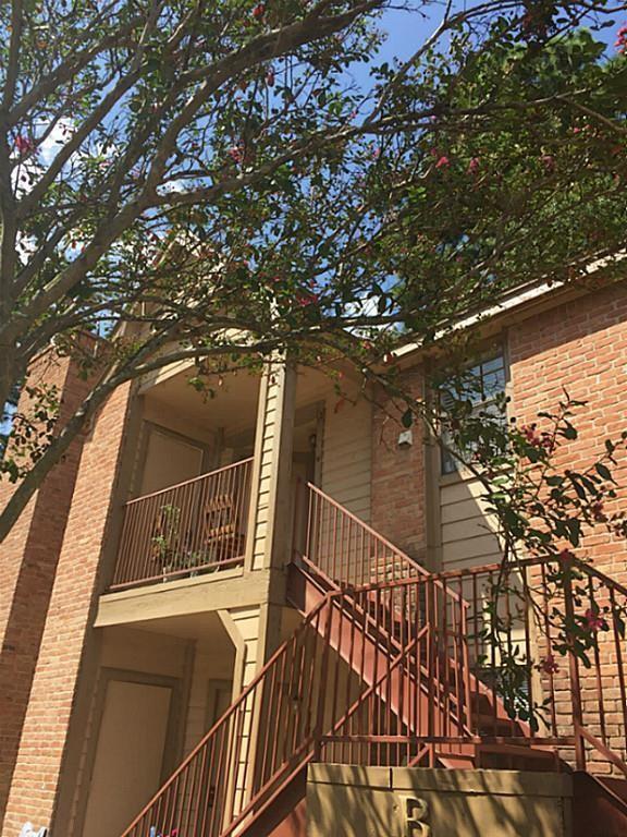 2402 Sycamore Ave Unit B3, Huntsville, TX 77340 Condo for Rent in