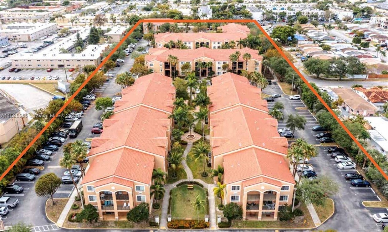 Foto principal - 6851 Southwest 44th Street, Miami, FL 3315...