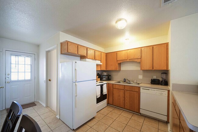 Cocina - 4104 Terri Linn