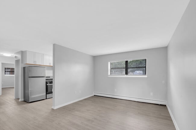 Photo - University Gardens Apartments