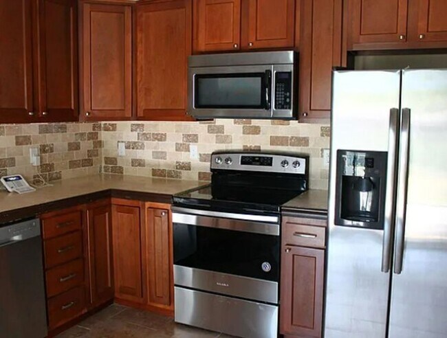 Foto del edificio - 5-bedroom, 2-bathroom home located in the heart of Colorado Springs