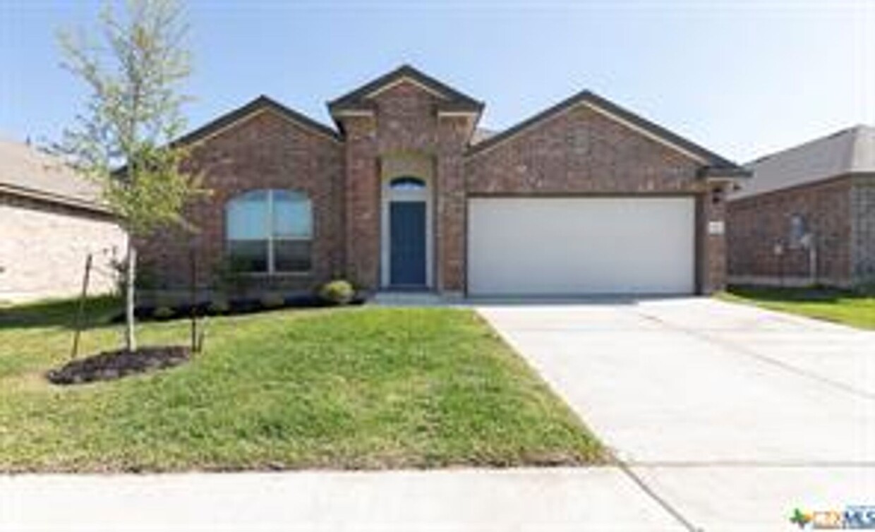 Foto principal - 5401 Two Brothers Ln