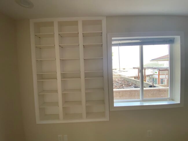 Fotografía del edificio - 3708A Claudine St