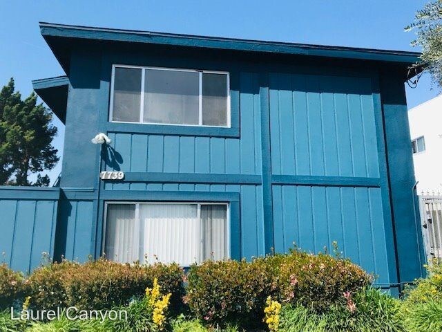 Building Photo - 7733-7739 Laurel Canyon Blvd