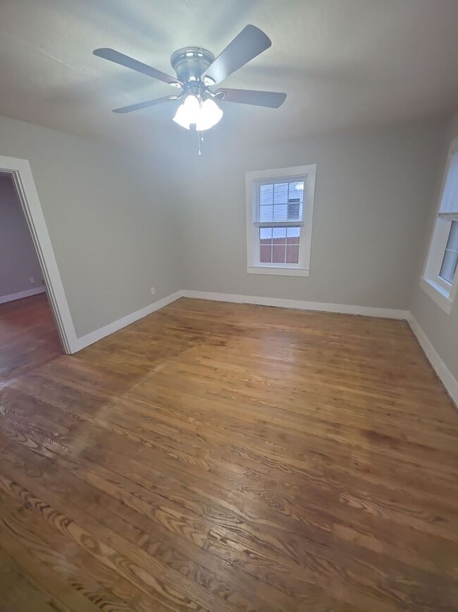 Building Photo - Single-Level 1-Bedroom Home with Yard and Covered Porch in Sparta