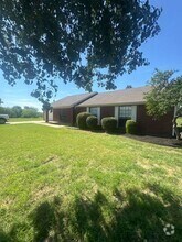 Building Photo - 9581 Lonesome Dove Dr