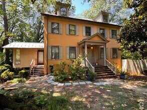 Building Photo - 29 University Cir