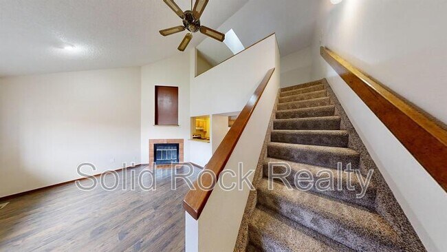 Foto del edificio - 898 London Green Way