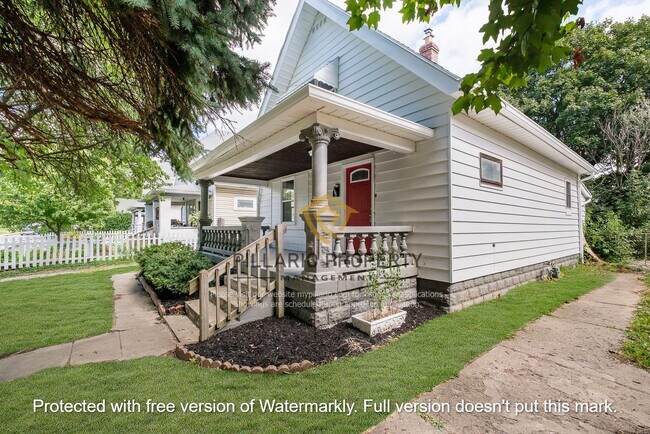 Foto del edificio - Renovated 3 Bed / 1 Bath Near Eastside!