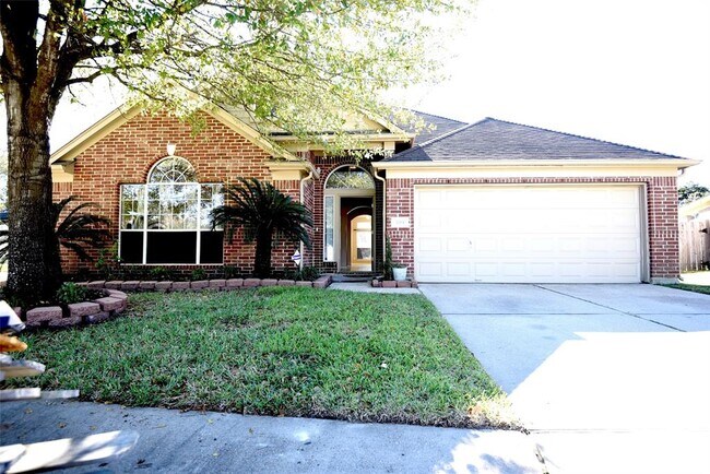 Foto del edificio - 703 Pine Crossing Ct