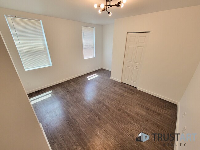 Building Photo - 2 bedroom apartment near Temple University