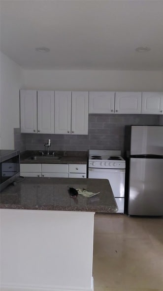 Photo - 1429 SW 9th St Apartment