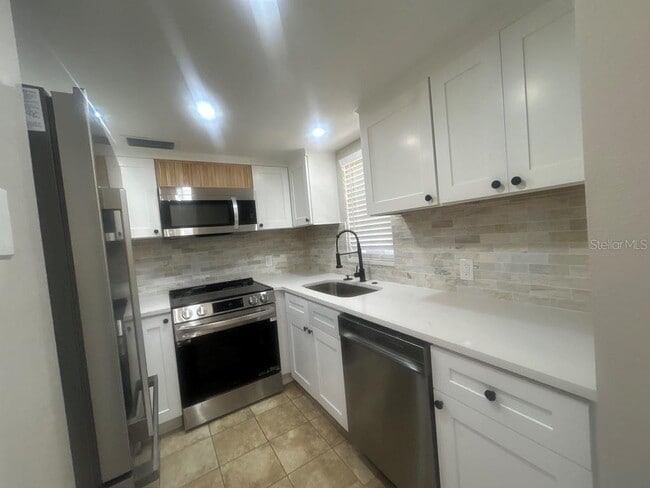 Building Photo - 4901 Onyx Ln
