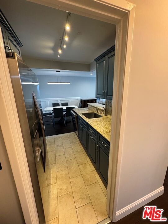 Foto del edificio - 8530 Holloway Dr