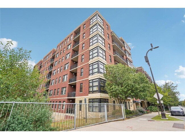 Foto del edificio - 401 N 2nd St