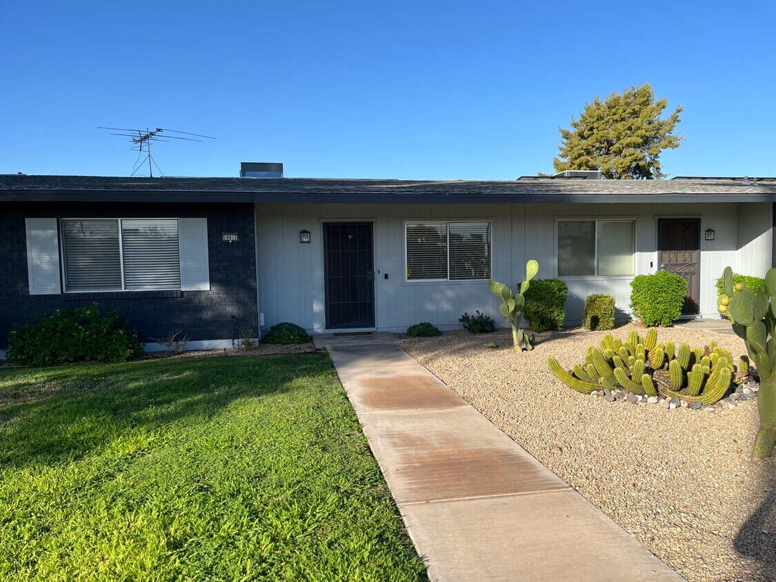 Foto principal - 10915 W Thunderbird Blvd