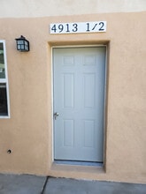 Building Photo - 4913-4912 Lynnfield St